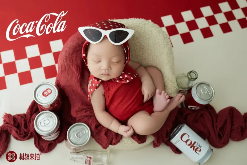 Coke Theme Set - Newborn Photography Props - Image 4